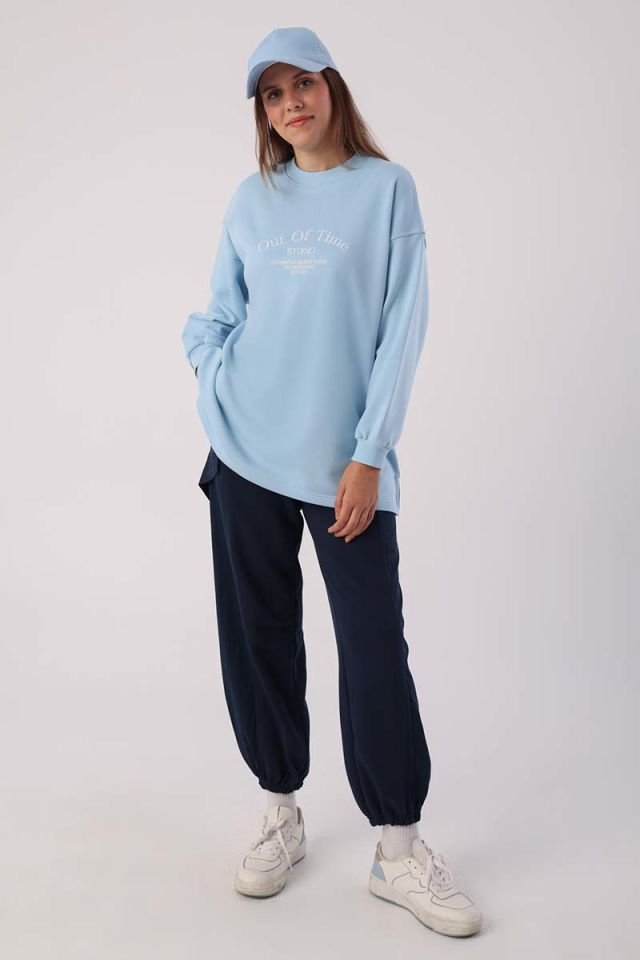 Açık Mavi-Oversize Nakışlı Sweatshirt