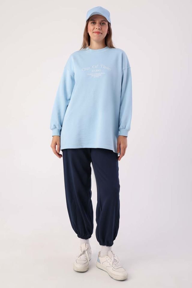 Açık Mavi-Oversize Nakışlı Sweatshirt
