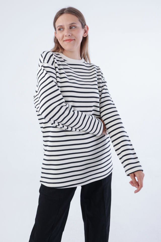 Ekru-Siyah-Çizgili Oversize Sweatshirt -