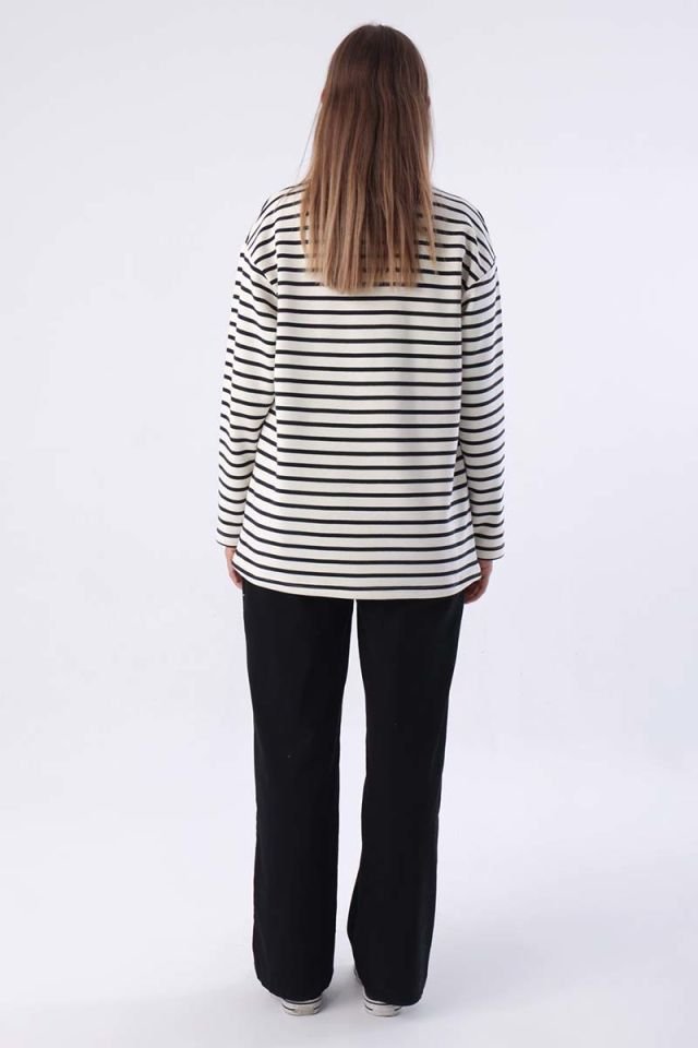 Ekru-Siyah-Çizgili Oversize Sweatshirt -